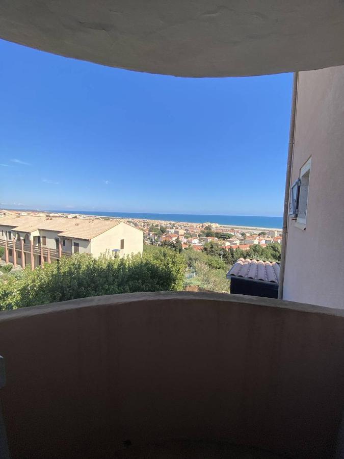 Appartement T3 Avec Terrasse Donnant Sur La Mer Sur Saint Pierre La Mer Exterior foto